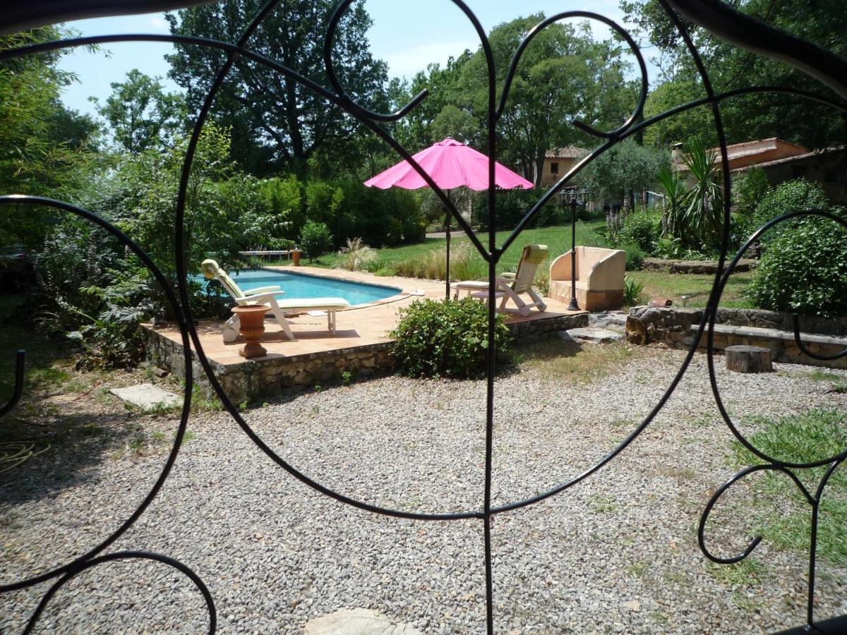 La Rose Des Vents Bed & Breakfast Montauroux Dış mekan fotoğraf