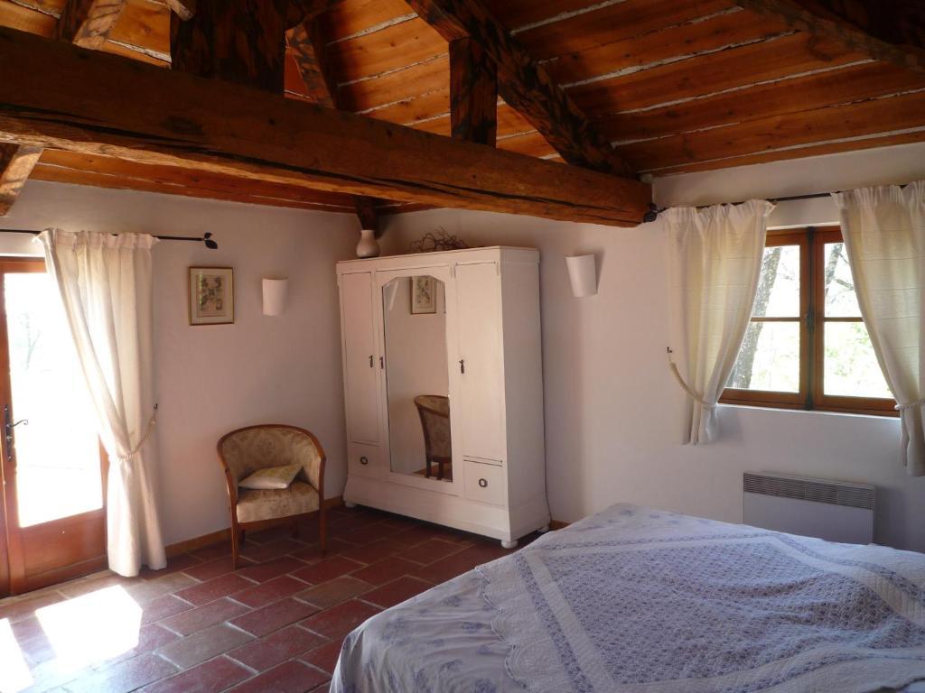 La Rose Des Vents Bed & Breakfast Montauroux Oda fotoğraf