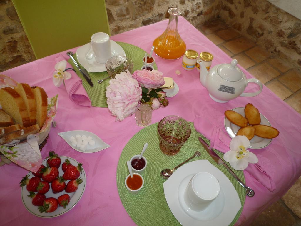 La Rose Des Vents Bed & Breakfast Montauroux Dış mekan fotoğraf